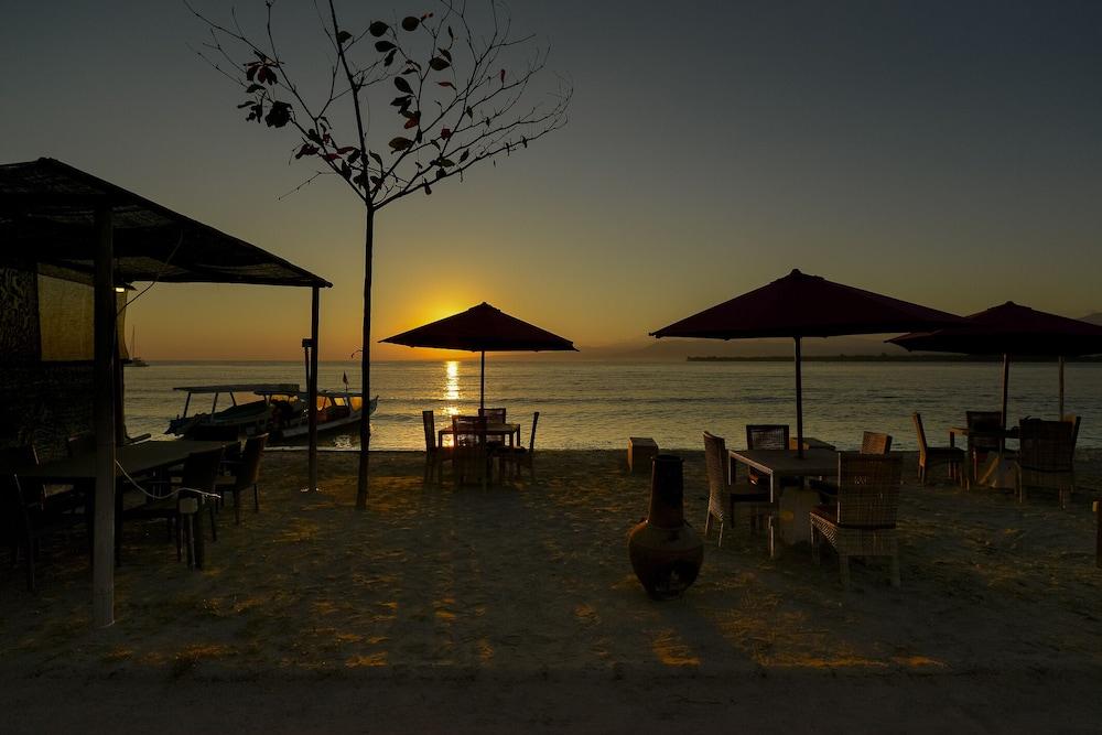 Gili Meno Mojo Beach Resort Экстерьер фото