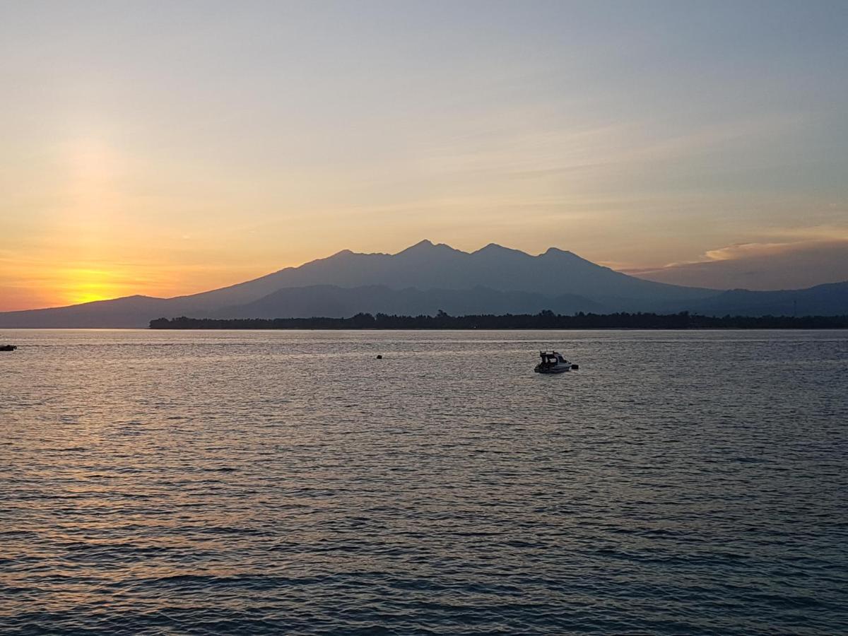 Gili Meno Mojo Beach Resort Экстерьер фото